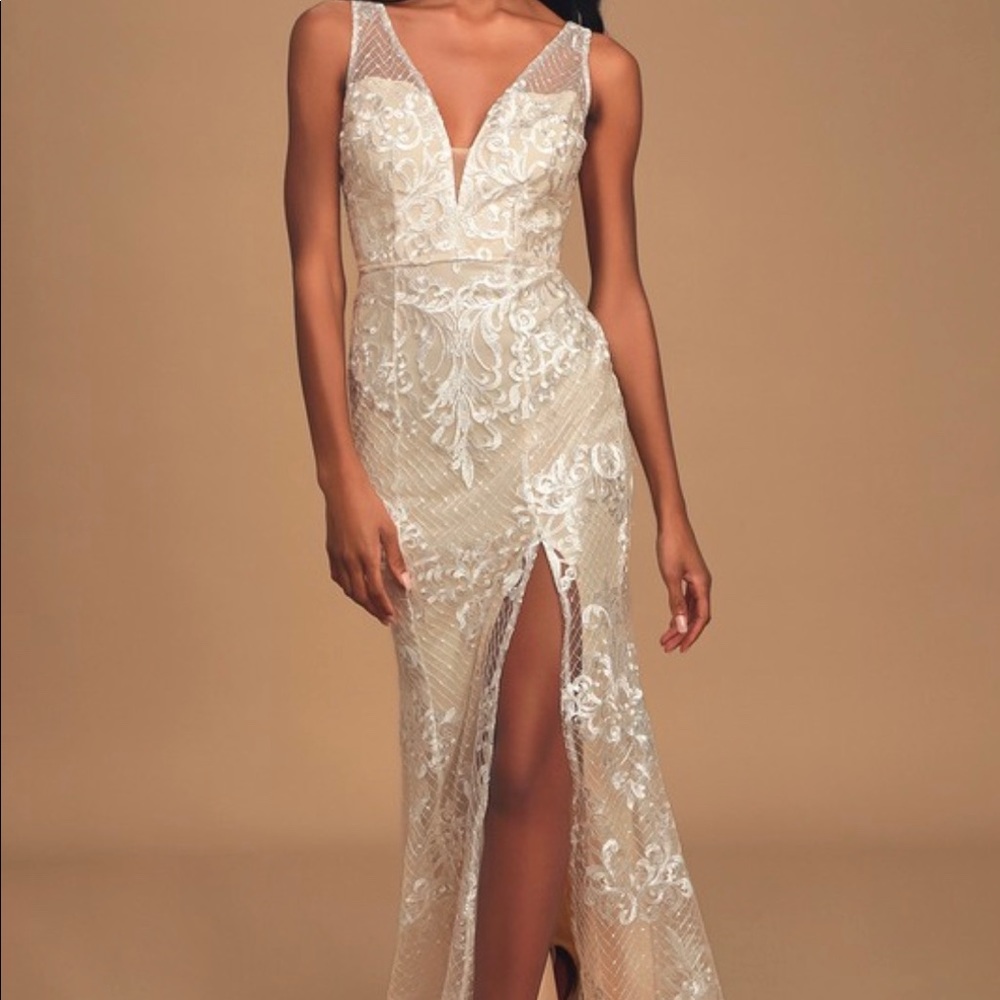 White Lace Sleeveless Maxi Dress